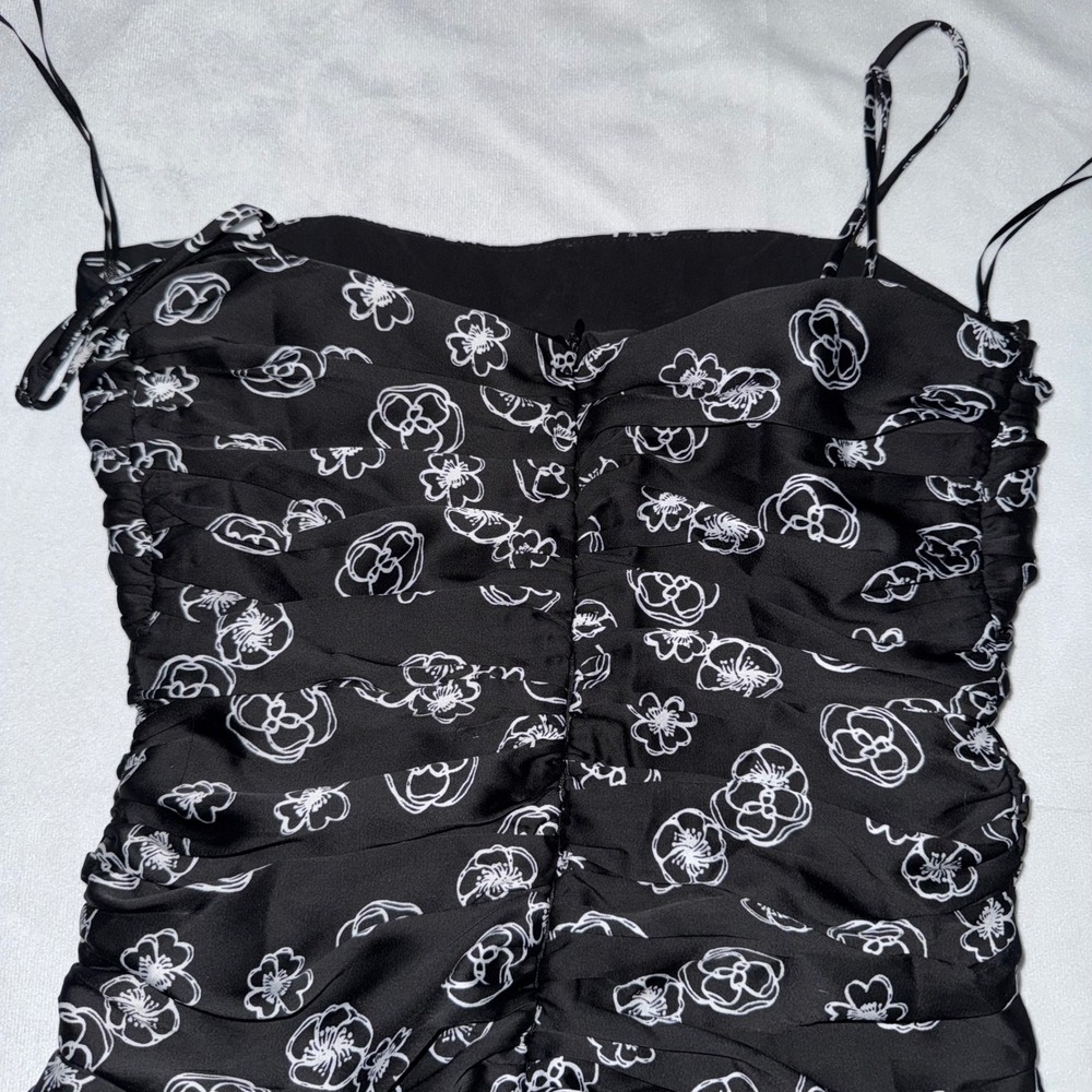 Lush Black Floral Print Ruched Bodycon Mini Dress Party Cocktail Sz S Zip - Picture 10 of 10